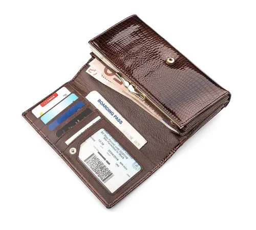 Гаманець жіночий ST Leather 18431 (S9001A) лакована шкіра Коричневий
