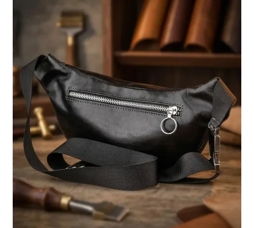 Поясна сумка GRANDE PELLE 11140 Чорна