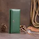 Гаманець на магнітах з клапаном жіночий ST Leather 19240 Зелений