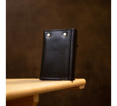 Добротна шкіряна ключниця GRANDE PELLE 11354 Чорний