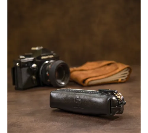 Шкіряна ключниця GRANDE PELLE 11387 Чорний