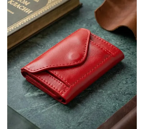 Невелике жіноче портмоне в три складення GRANDE PELLE 16785 Червоний