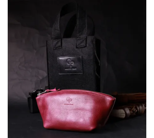 Зручна жіноча шкіряна косметичка GRANDE PELLE 16792 Бордовий