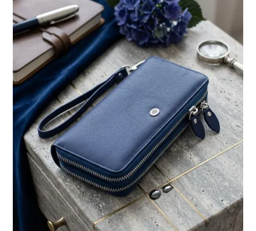 Жіночий гаманець клатч з натуральної шкіри для карток та купюр ST Leather 19431 Синій