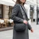 Класична шкіряна сумка через плече на одне відділення Vintage 22387 Чорна
