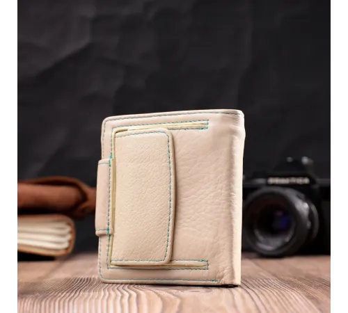 Оригінальне шкіряне портмоне з монетницею зовні для жінок ST Leather 19455 Білий