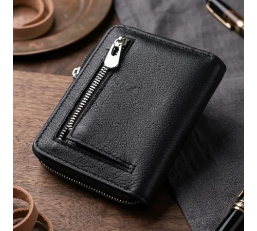 Шкіряний гаманець для жінок на блискавці з тисненим логотипом ST Leather 19489 Чорний