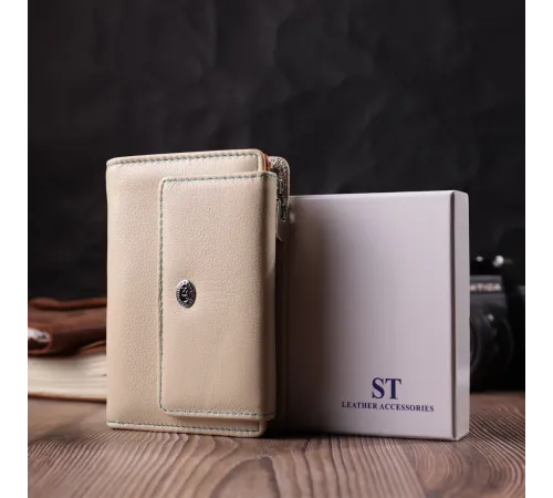Місткий гаманець для жінок із натуральної шкіри ST Leather 22500 Білий
