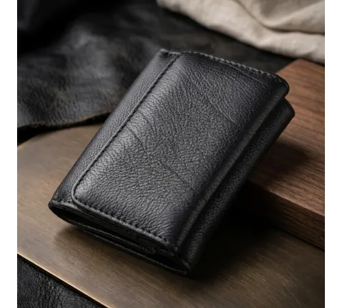 Шкіряний лаконічний гаманець для жінок ST Leather 22506 Чорний