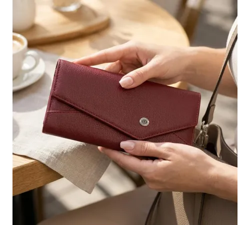 Гаманець для жінок із натуральної шкіри з геометричним клапаном ST Leather 22547 Бордовий