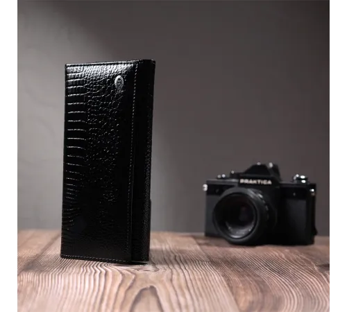 Жіночий гаманець із натуральної лакованої шкіри ST Leather 22679 Чорний