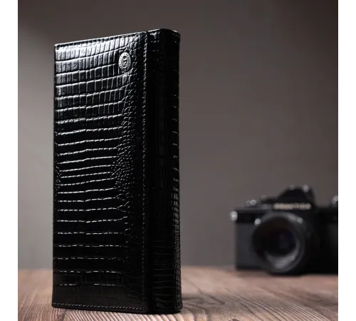 Лакований шкіряний гаманець з блоком для кредитних карток ST Leather 22683 Чорний