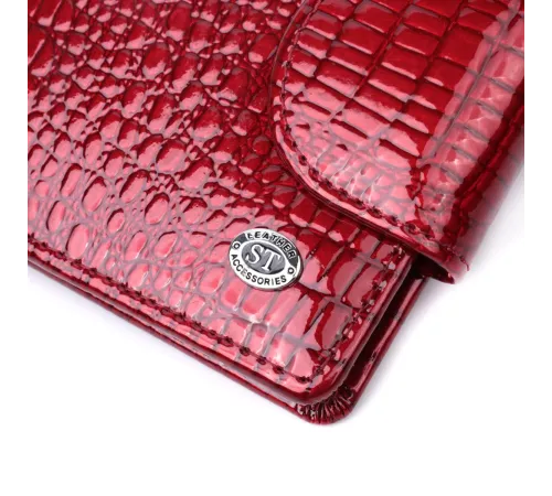 Лакований гаманець для жінок середнього розміру ST Leather 22685 Червоний