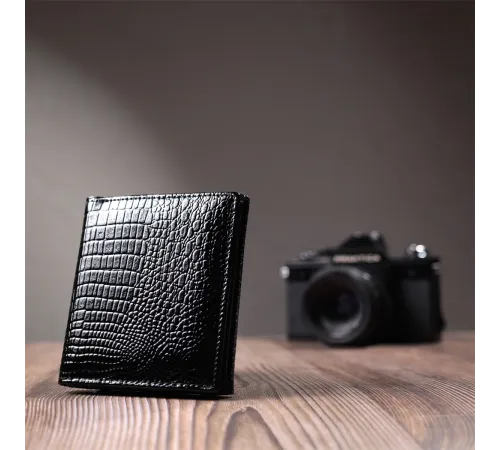 Компактний жіночий гаманець з натуральної лакованої шкіри ST Leather 22688 Чорний