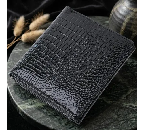 Компактний жіночий гаманець з натуральної лакованої шкіри ST Leather 22688 Чорний