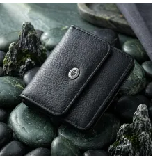 Жіночий шкіряний гаманець для карток купюр та монет ST Leather 22690 Чорний