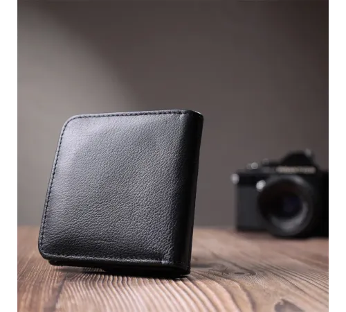 Жіночий шкіряний гаманець для карток купюр та монет ST Leather 22690 Чорний