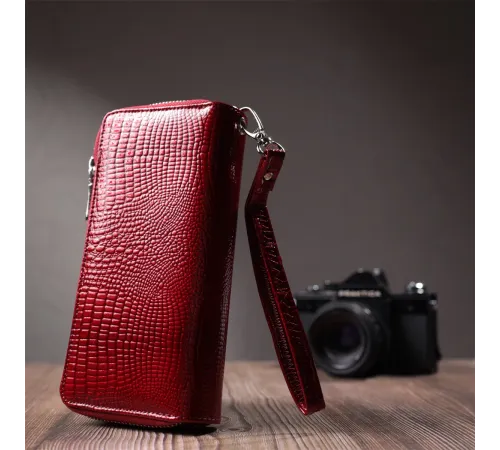 Фактурний клатч на два відділення з лакованої натуральної шкіри ST Leather 22692 Червоний
