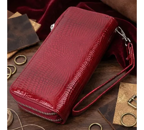 Фактурний клатч на два відділення з лакованої натуральної шкіри ST Leather 22692 Червоний