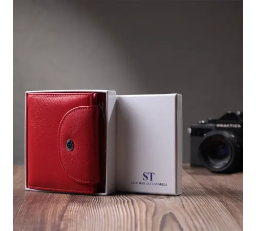 Яскравий жіночий гаманець із монетницею з натуральної шкіри ST Leather 22712 Червоний
