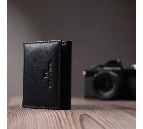Зручний компактний гаманець з монетницею із натуральної шкіри ST Leather 22742 Чорний