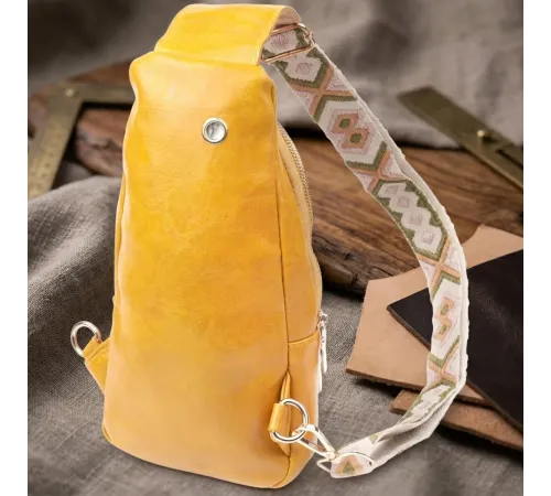 Яскрава жіноча слінг сумка через плече з екошкіри Vintage 22753 Жовтий