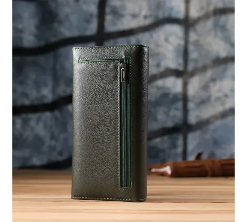 Горизонтальний гаманець у два складення з натуральної шкіри ST Leather 23067 Зелений