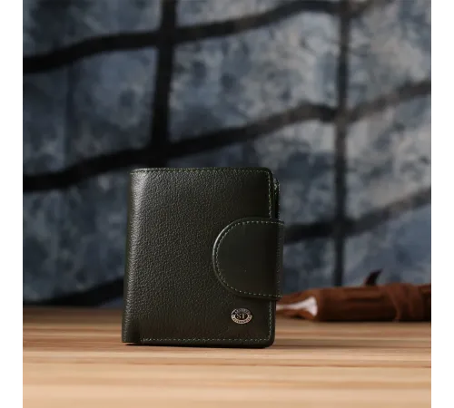 Вертикальний жіночий гаманець з натуральної шкіри ST Leather 23070 Зелений