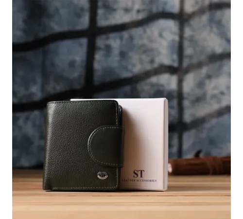 Вертикальний жіночий гаманець з натуральної шкіри ST Leather 23070 Зелений