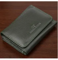 Маленький гаманець зручного формату із натуральної шкіри ST Leather 23076 Зелений