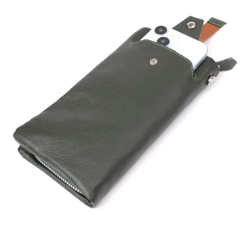 Стильний гаманець для жінок з відділенням під телефон ST Leather 23103 Зелений