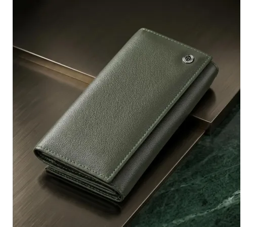 Місткий жіночий гаманець на магнітах із натуральної шкіри ST Leather 23115 Зелений