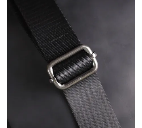 Зручна сумка для чоловіків на плече із натуральної вінтажної шкіри Shvigel 23147 Чорний